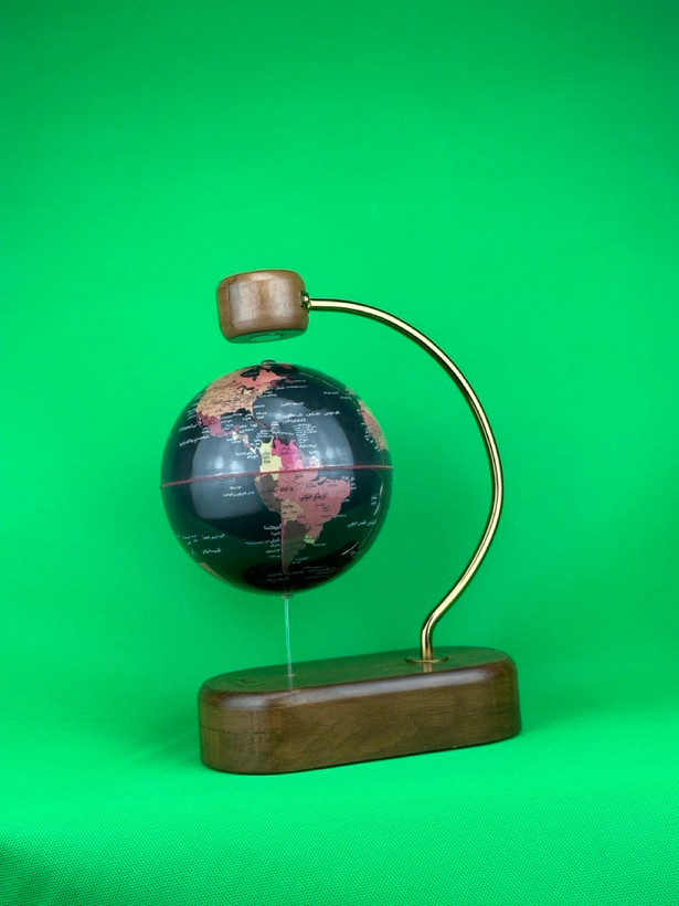 مشکی قرمز فارسی